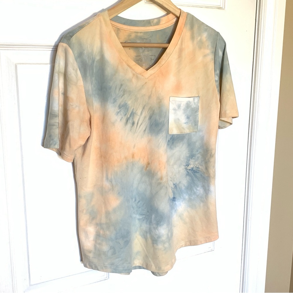 Zyia Active Hendrix Dusk Go-To Pocket V Tee - Size Medium- Soft Athleisure Basic